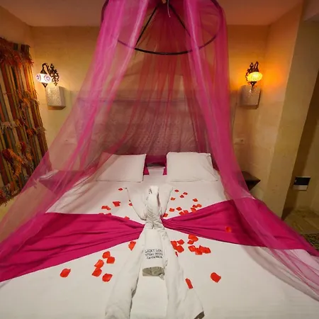 Lucky Luke Stone House *