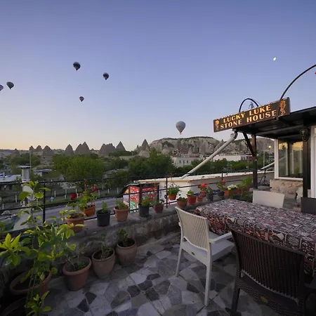 Lucky Luke Stone House 홈스테이 괴레메