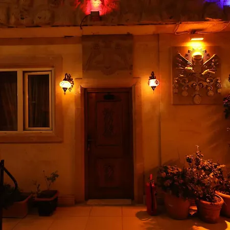 Lucky Luke Stone House 괴레메