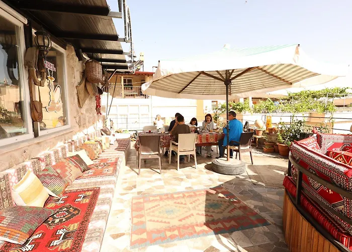 Lucky Luke Stone House 홈스테이 괴레메